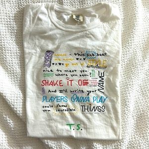 RARE official Comfort Colors Taylor Swift 1989 “Shake It Off” lyrics tee